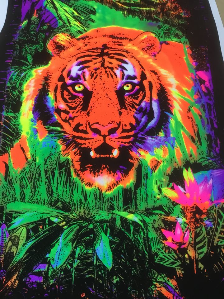 Tiger Velvet Blacklight Poster 55 X 85 cm-Hand Picked Imports