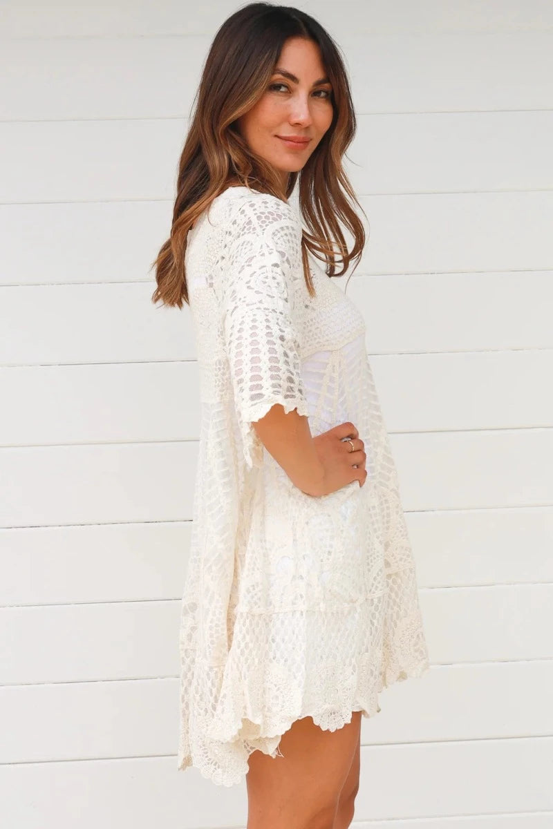 Ladies Short Cream Coloured Lace Dress Size 10 to 14-Hand Picked Imports